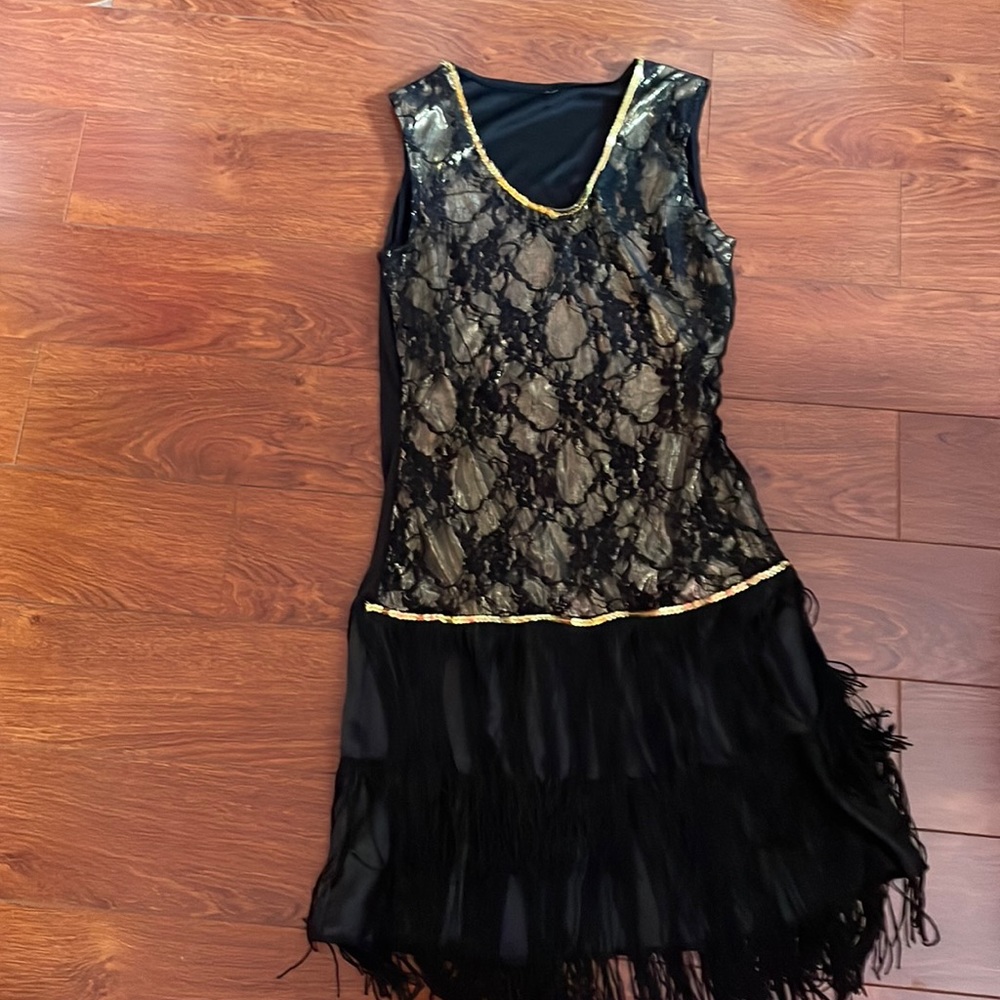 *HOST PICK* Small Women 30’s Flapper costume.